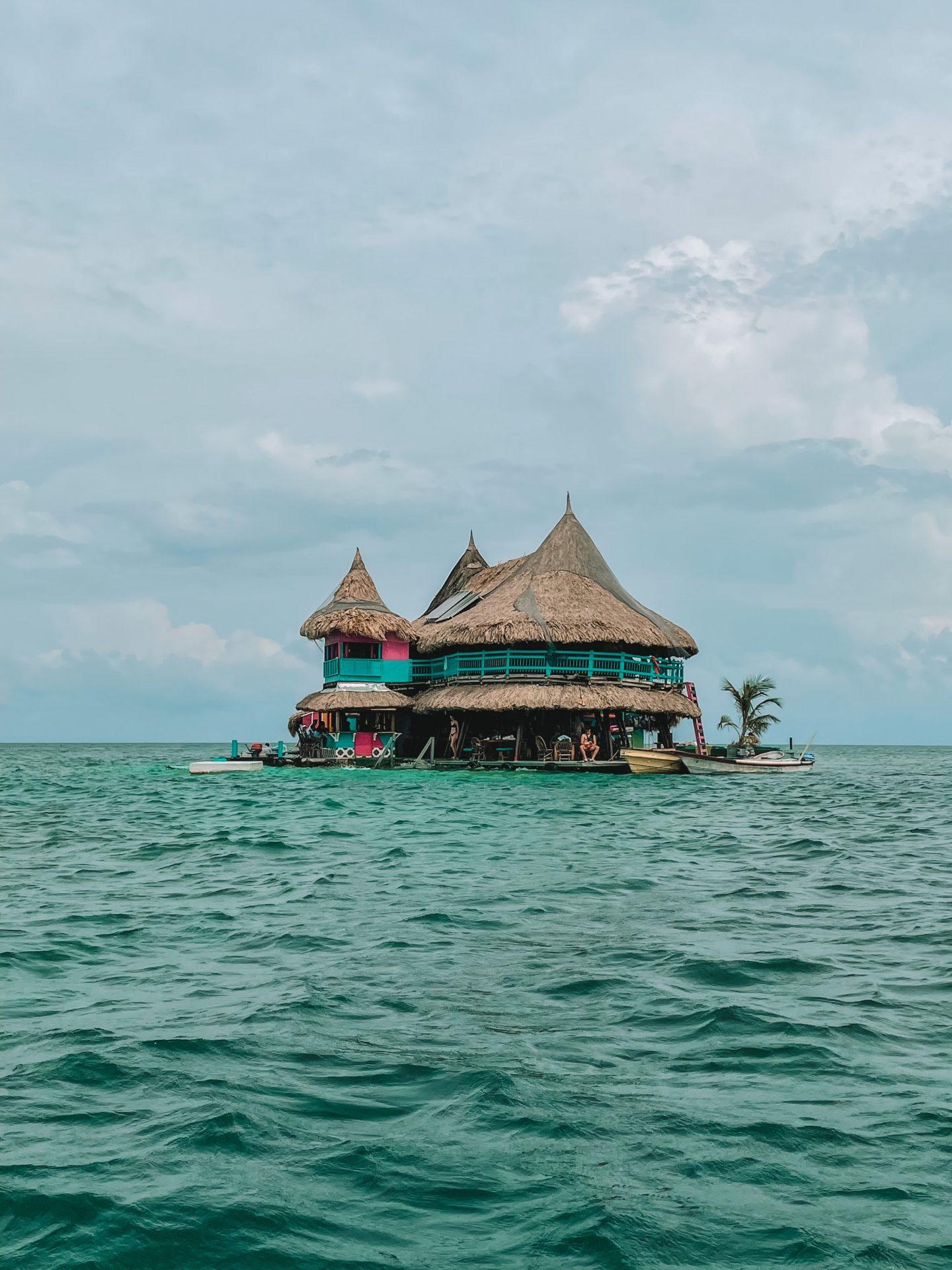 Tintipán Island and Múcura Island